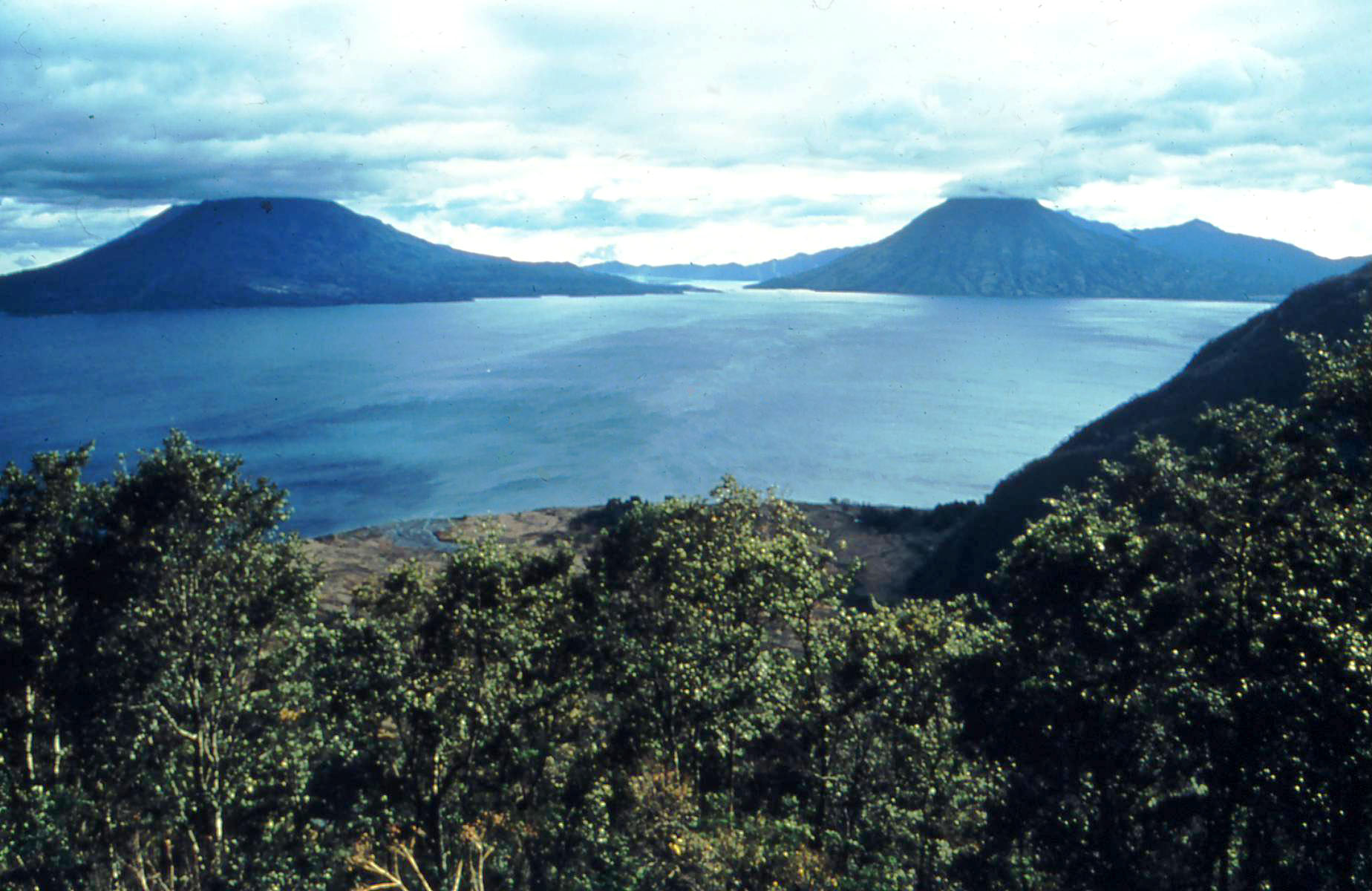 Lake Volcanos